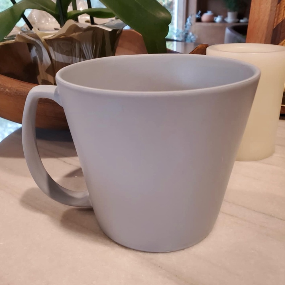 Starbucks Venti Matte Gray Logo Mug - Picture 4 of 7